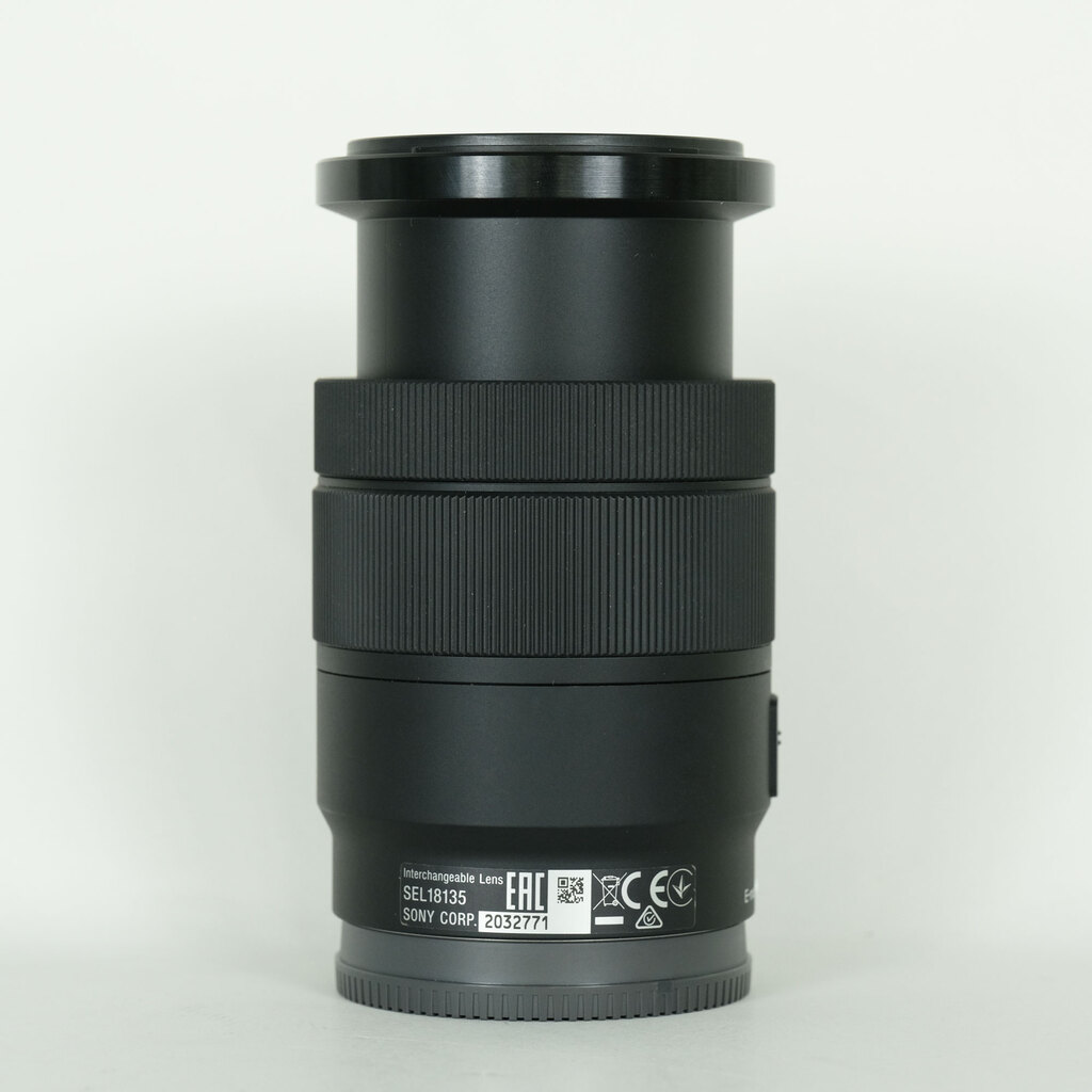 SONY E 18-135mm F3.5-5.6 OSS SEL18135の出品 | ONE SCENE（ワンシーン）
