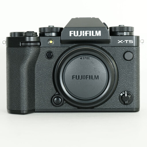 FUJIFILM X-T5