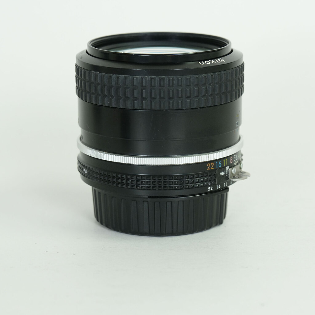 Nikon AI Nikkor 35mm F2S Nikon AI Nikkor 35mm F2S