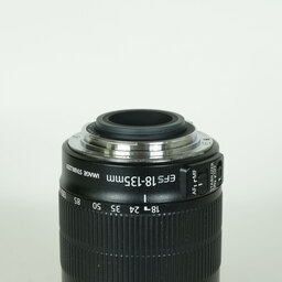 Canon EF-S18-135mm F3.5-5.6 IS