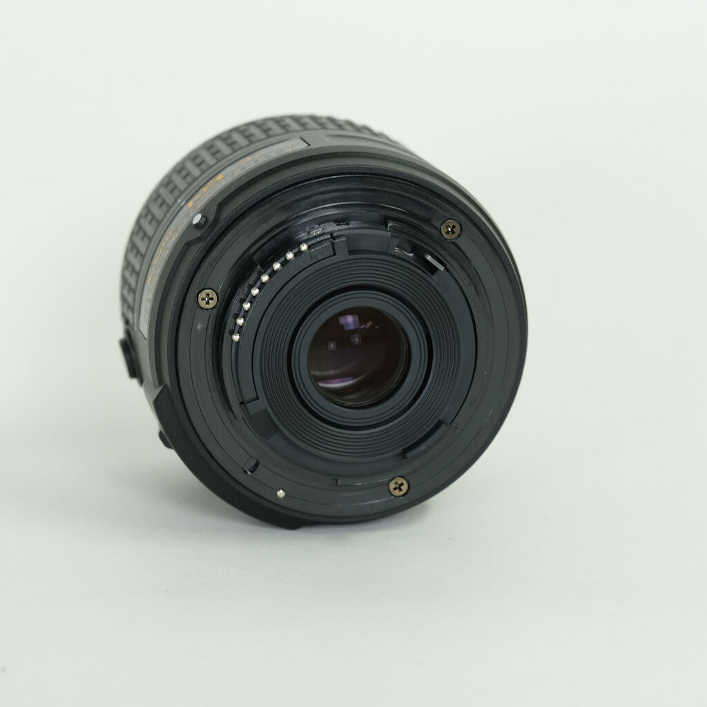 Nikon AF-S DX NIKKOR 18-55mm f3.5-5.6G VR II