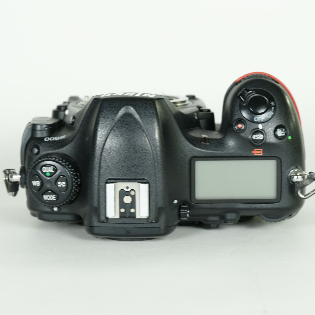 Nikon D500
