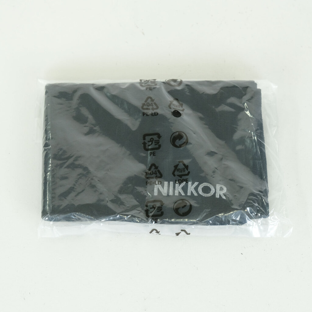Nikon NIKKOR Z 135mm f/1.8 S Plena
