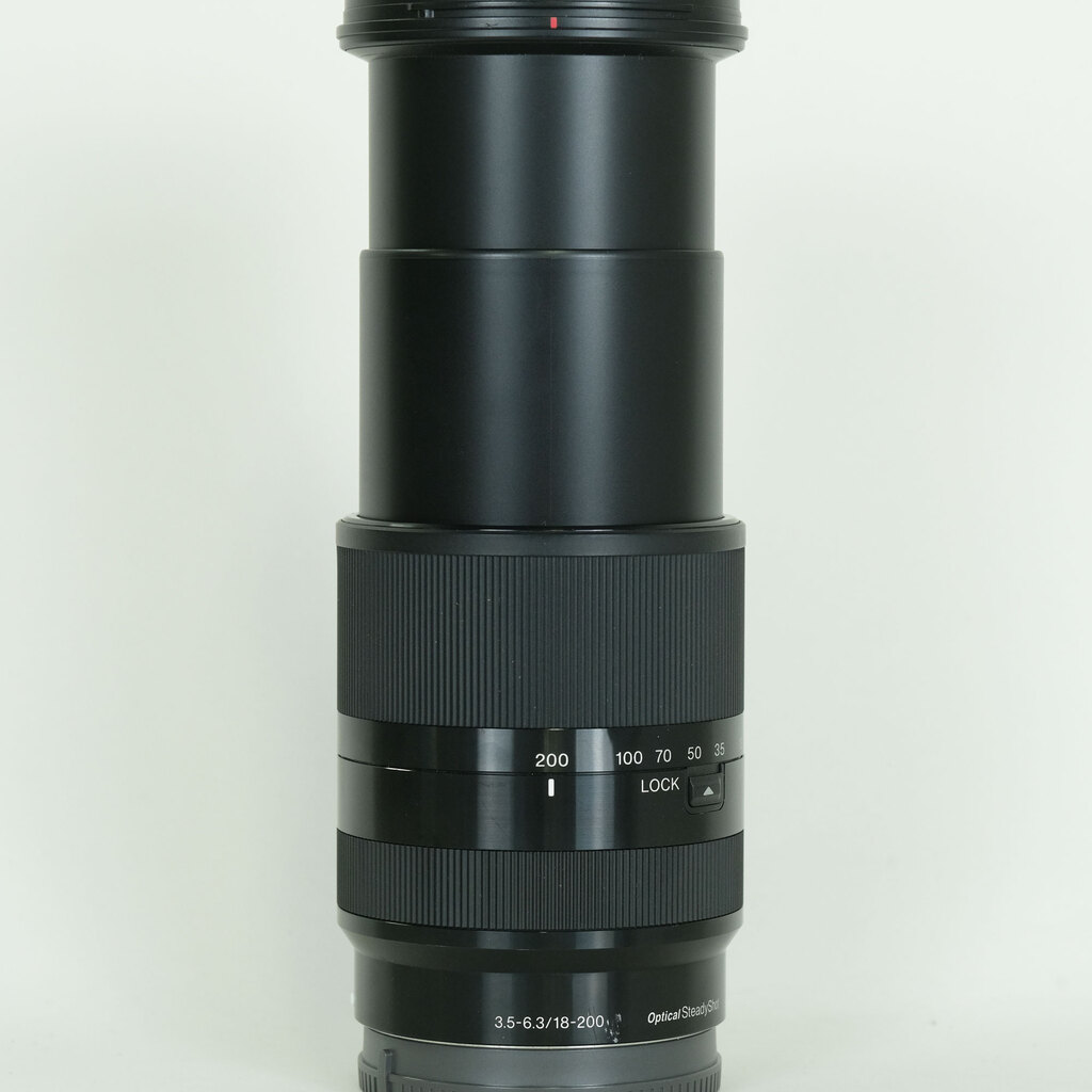 SONY E18-200mm F3.5-6.3 OSS LE SEL18200LE