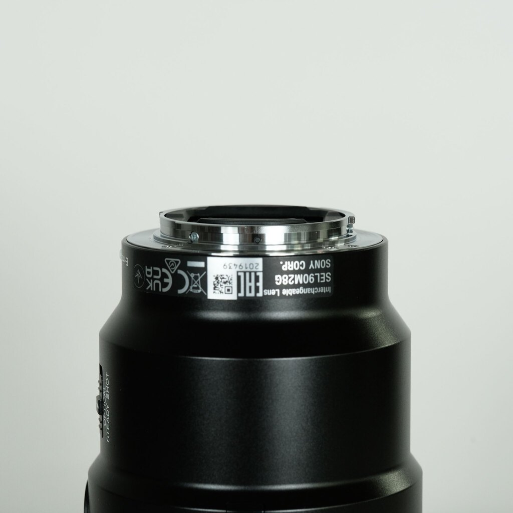 SONY FE 90mm F2.8 Macro G OSS SEL90M28G