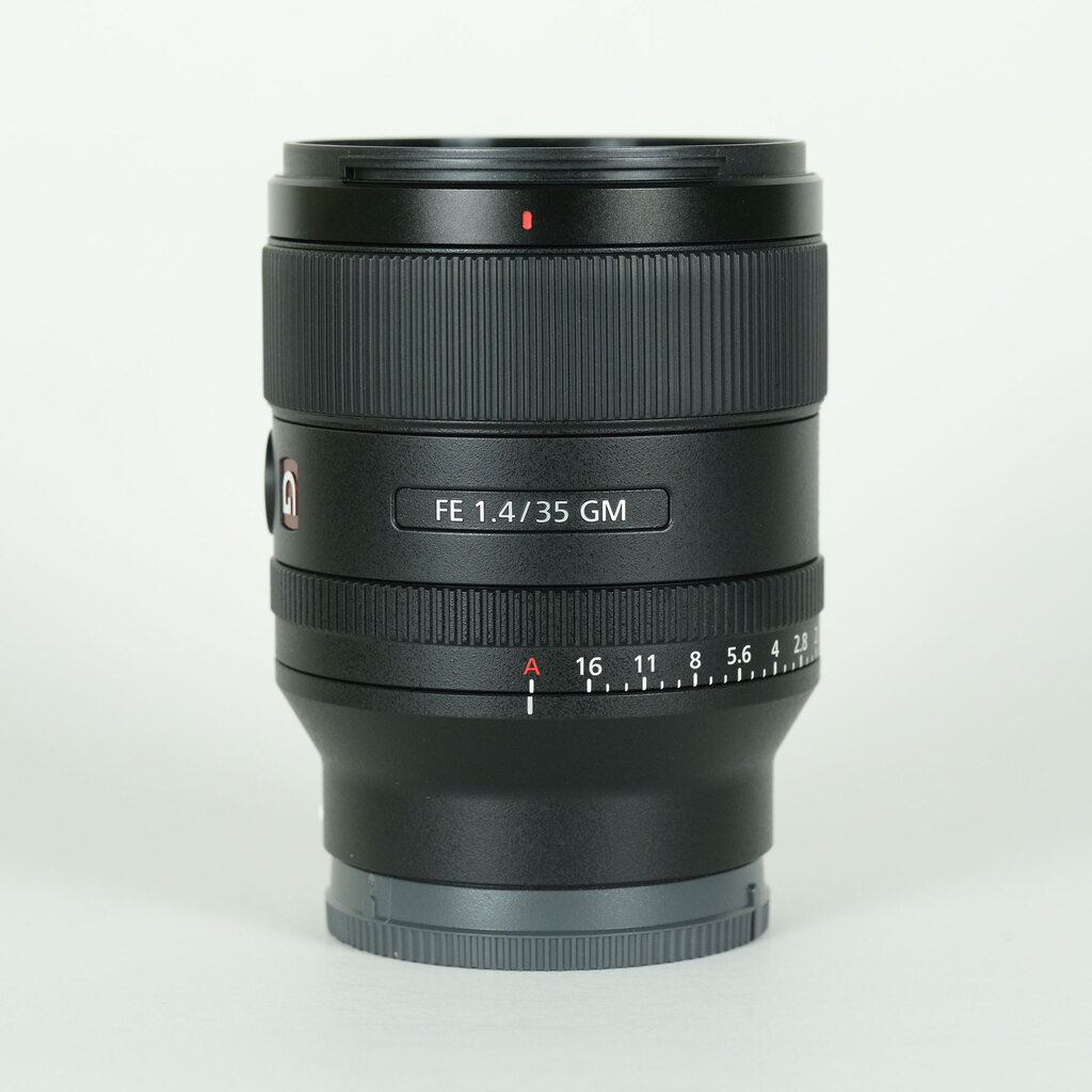 FE 35mm F1.4 GM SEL35F14GM 中古価格比較 - 価格.com