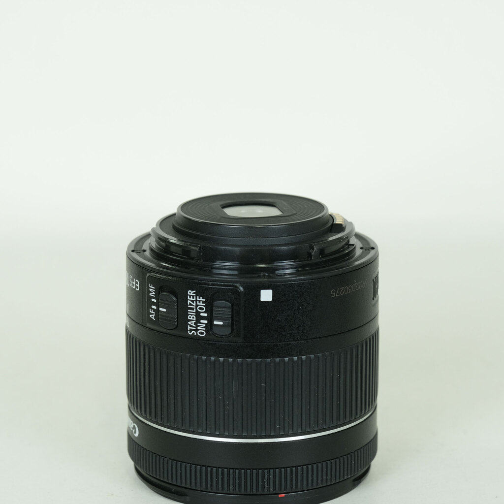 Canon EF-S18-55mm F3.5-5.6 IS STM