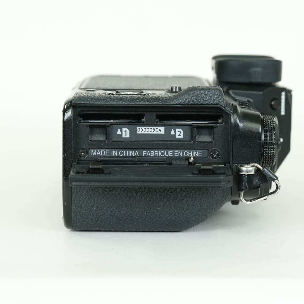 FUJIFILM X-T4 FUJIFILM X-T4