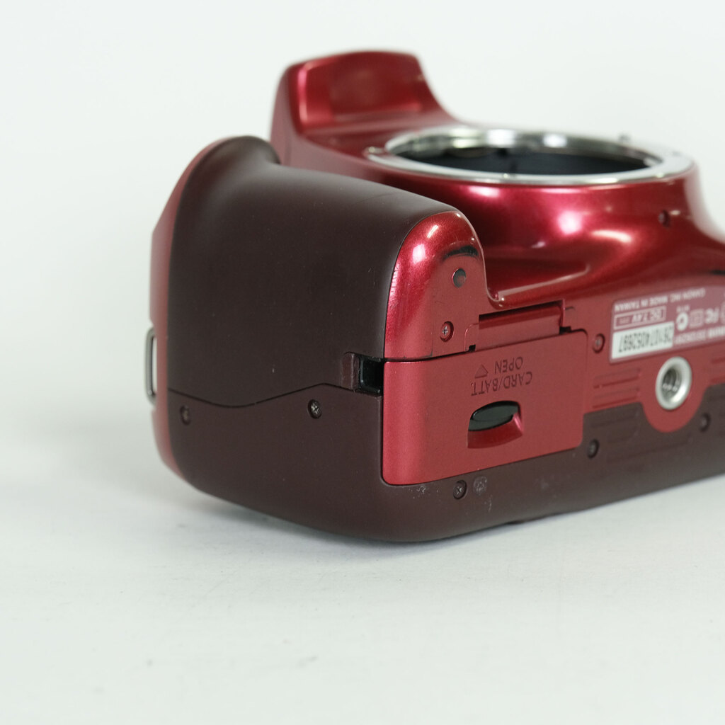 Canon EOS Kiss X50 ボディ レッド