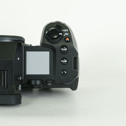 FUJIFILM X-H2