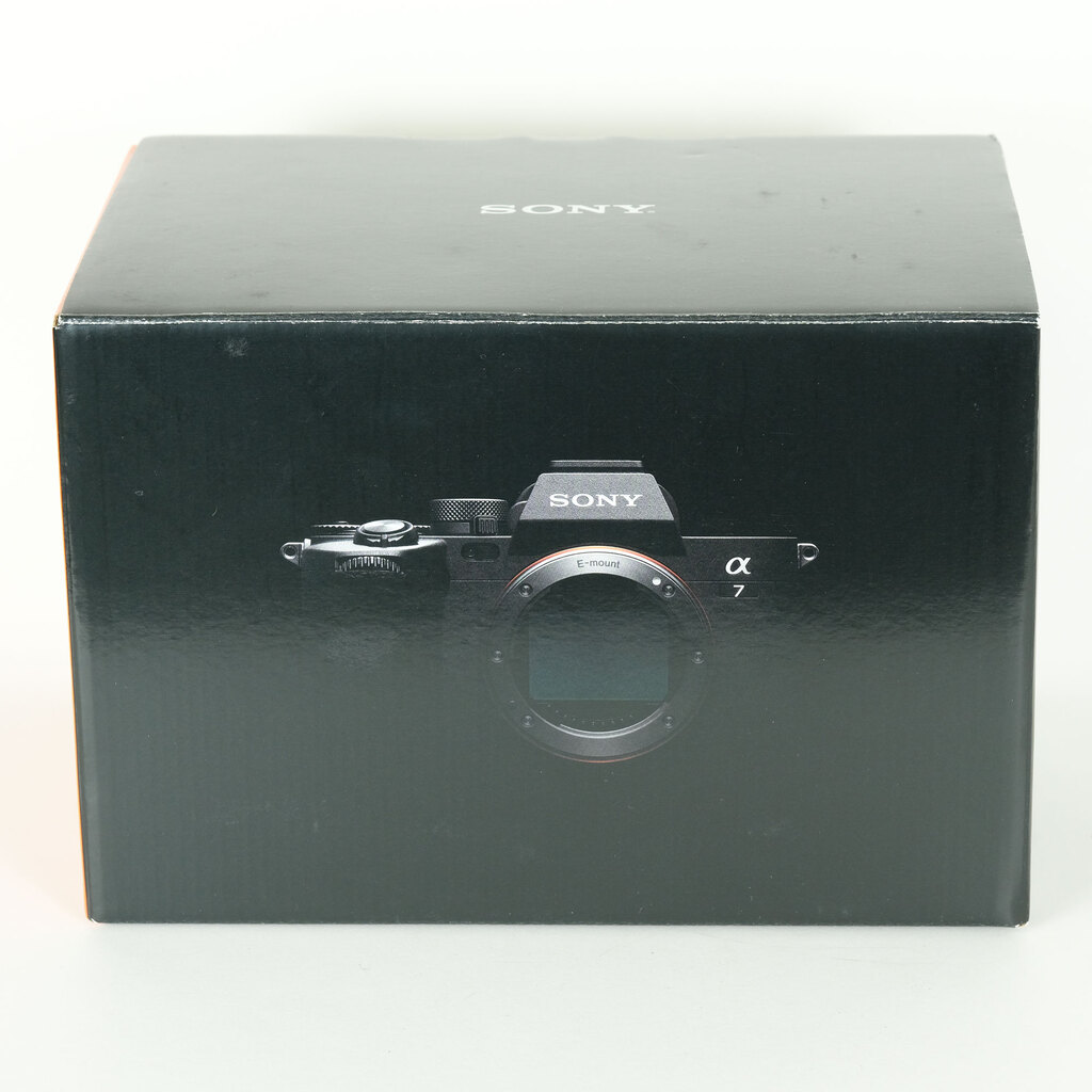 SONY α7 IV(ILCE-7M4) SONY α7 IV(ILCE-7M4)