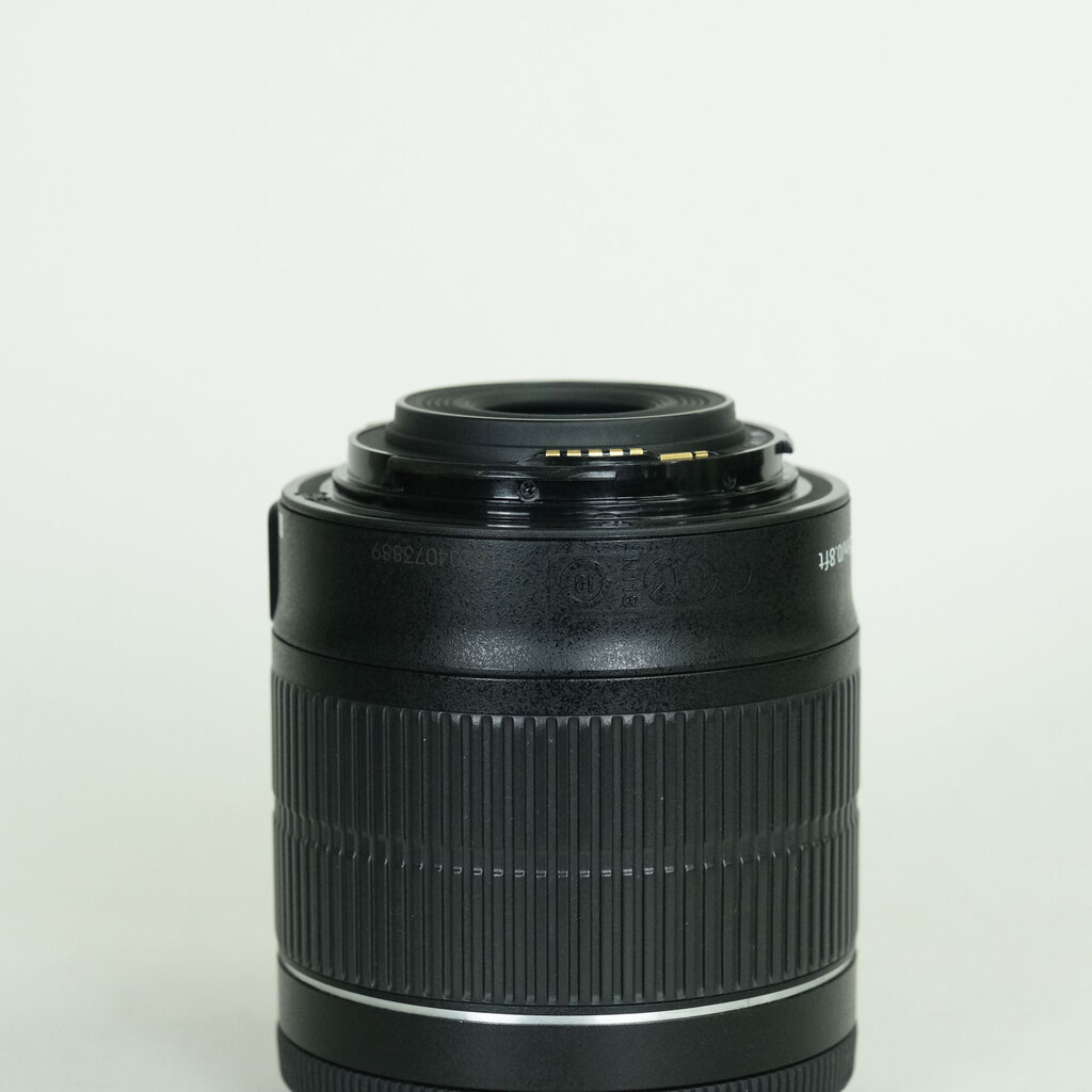 Canon EF-S18-55mm F3.5-5.6 IS STM