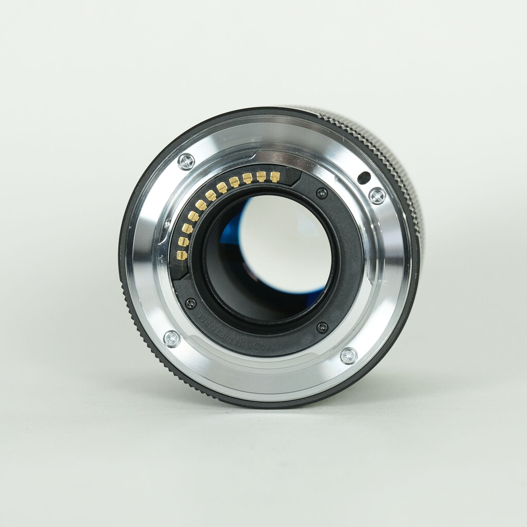 OLYMPUS M.ZUIKO DIGITAL ED 30mm F3.5 Macro OLYMPUS M.ZUIKO DIGITAL ED 30mm F3.5 Macro