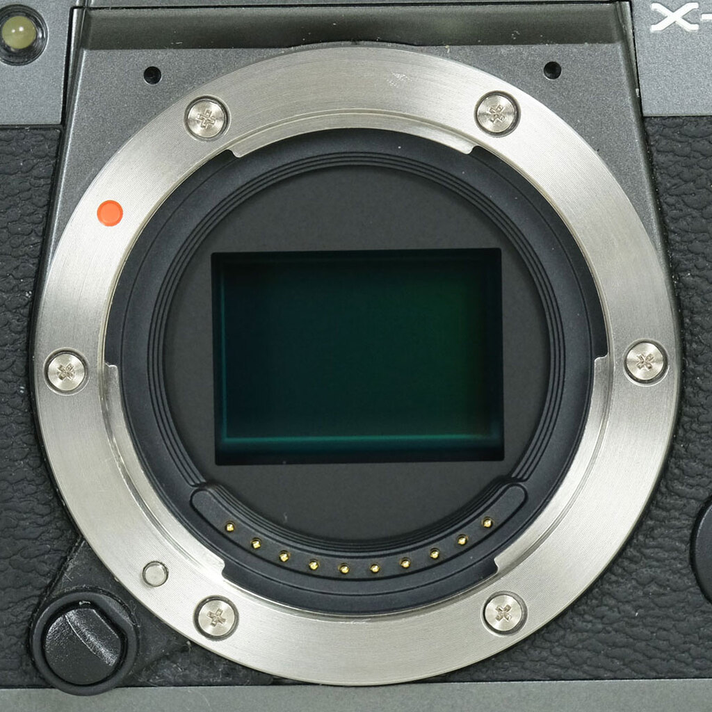 FUJIFILM X-T30