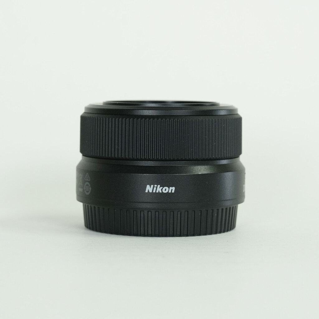 Nikon NIKKOR Z DX 24mm f/1.7 Nikon NIKKOR Z DX 24mm f/1.7