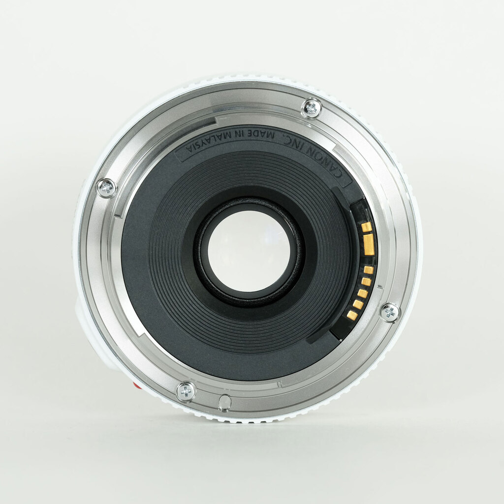 Canon EF40mm F2.8 STM ホワイト