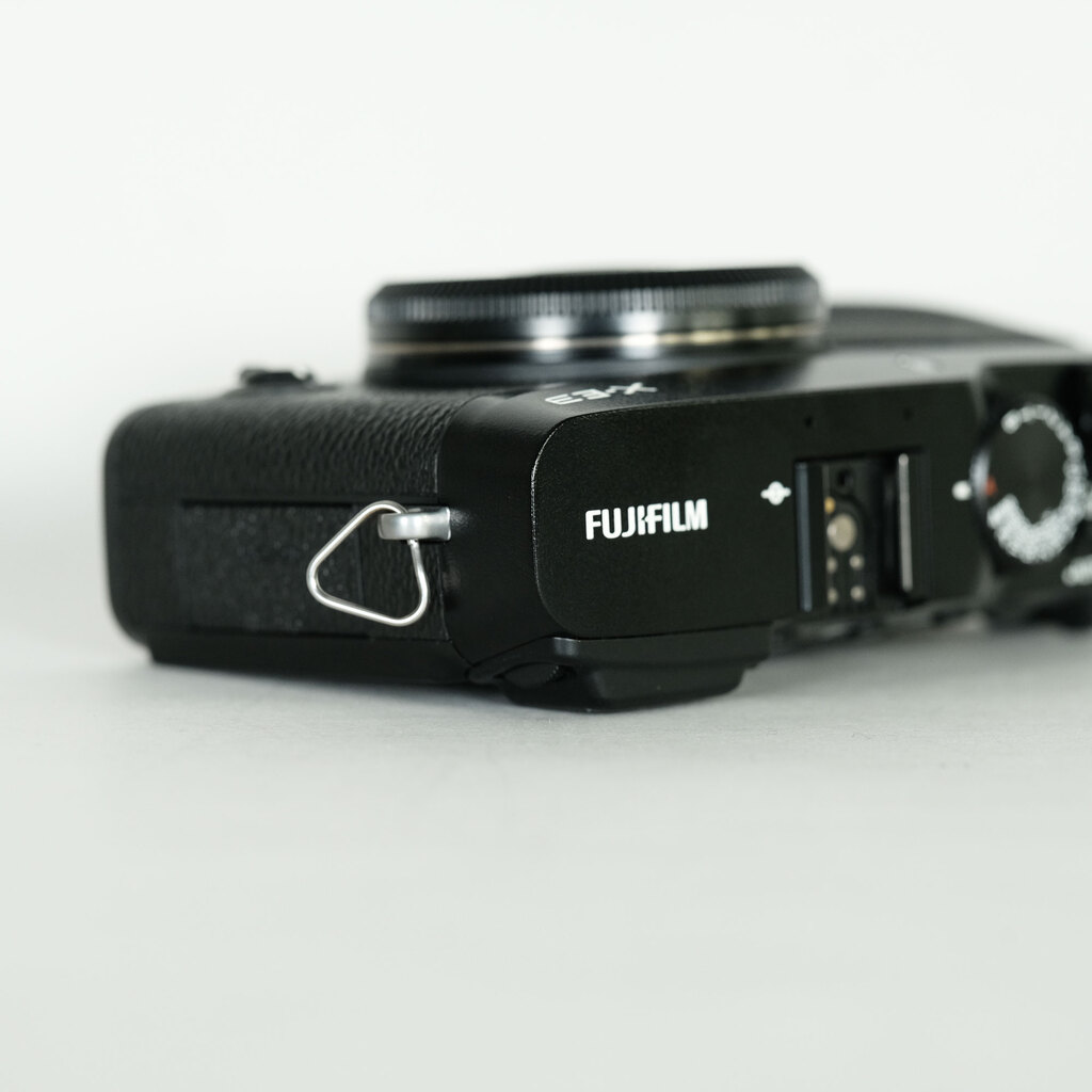 FUJIFILM X-E3