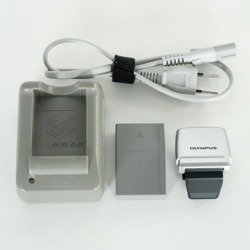 OLYMPUS PEN Lite E-PL7 ボディ シルバー