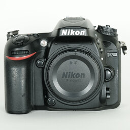 Nikon D7200