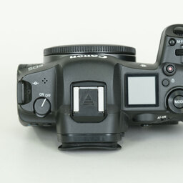 Canon EOS R5 Canon EOS R5