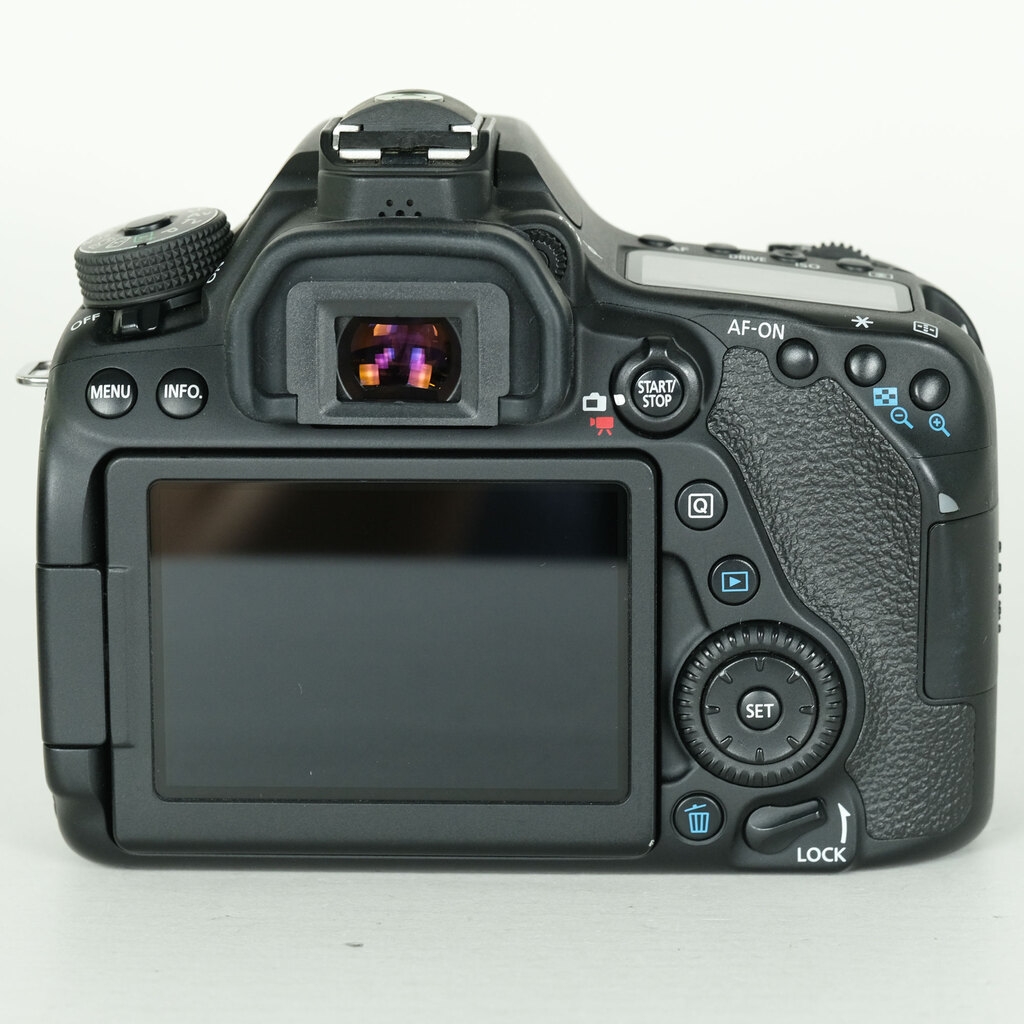 Canon EOS 80D