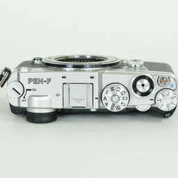 OLYMPUS PEN-F