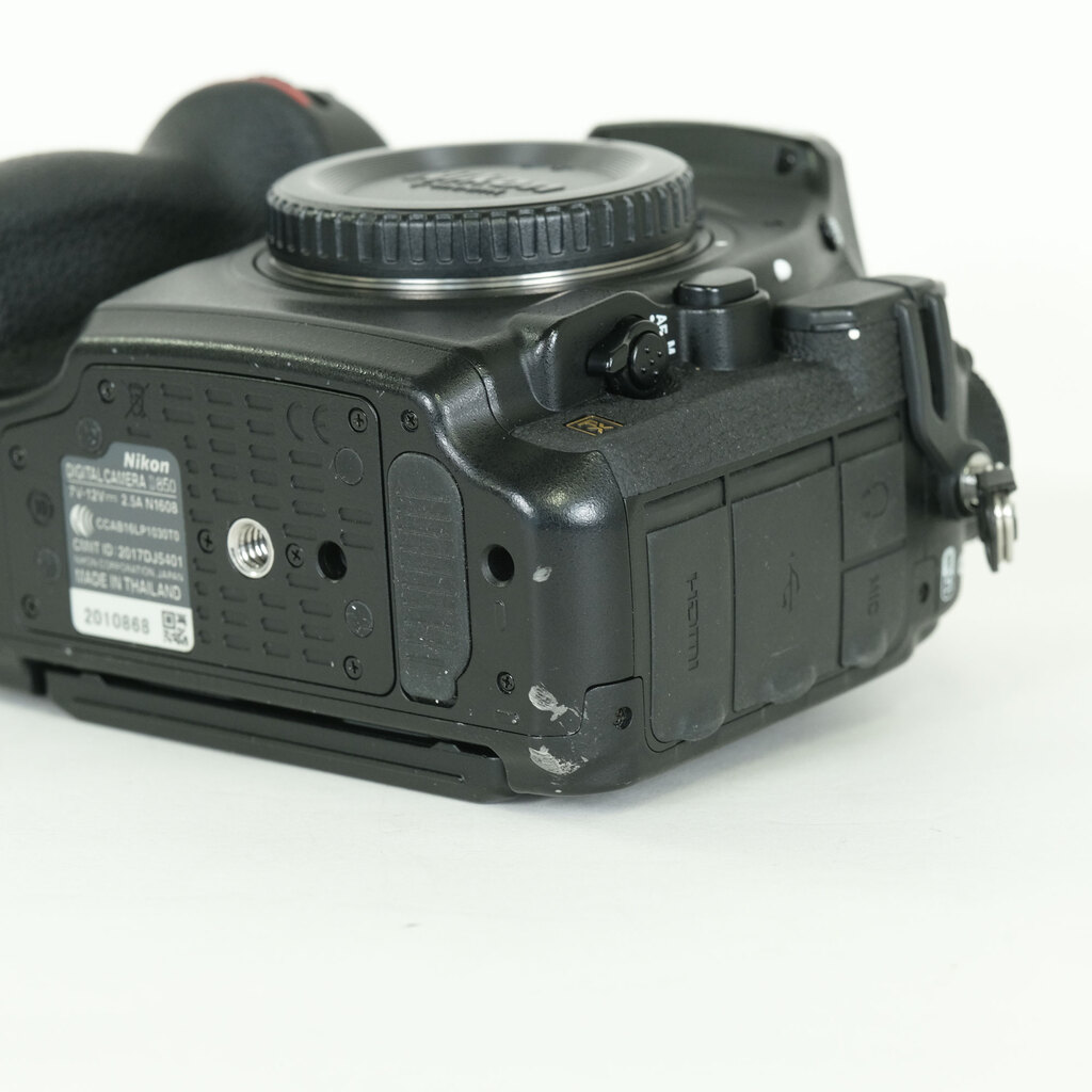 Nikon D850