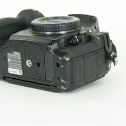 Nikon D850