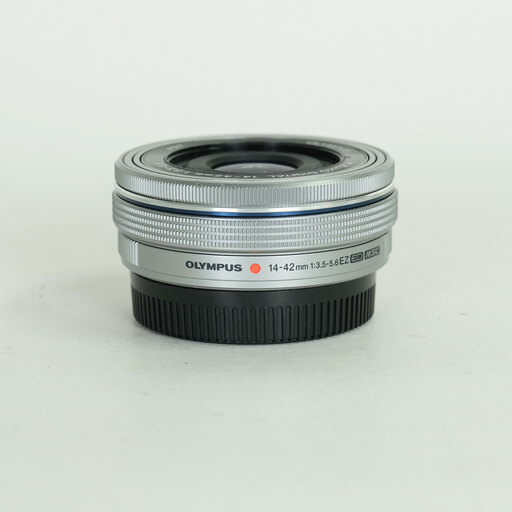 OLYMPUS M.ZUIKO DIGITAL ED 14-42mm F3.5-5.6 EZ シルバー
