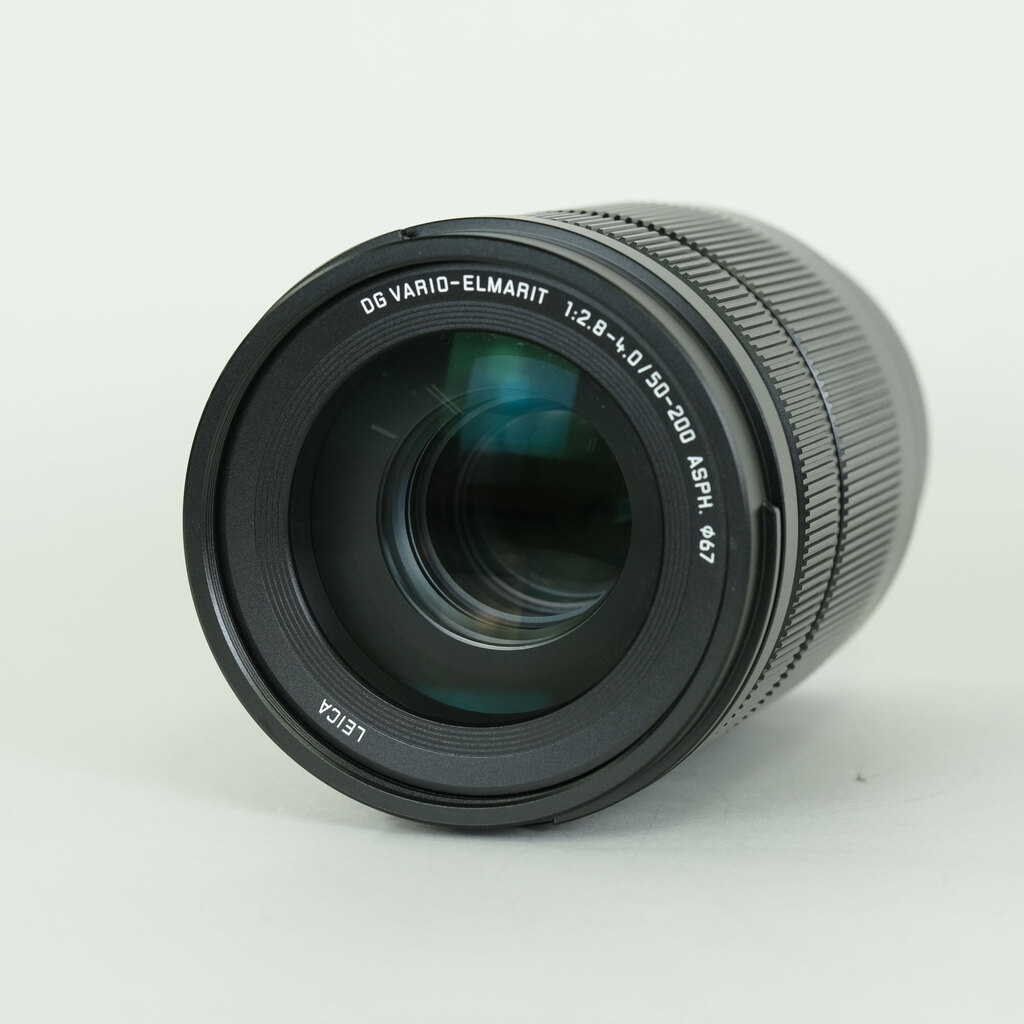 Panasonic LEICA DG VARIO-ELMARIT 50-200mm / F2.8-4.0 ASPH. / POWER O.I.S. Panasonic LEICA DG VARIO-ELMARIT 50-200mm / F2.8-4.0 ASPH. / POWER O.I.S.