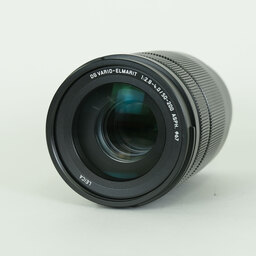 Panasonic LEICA DG VARIO-ELMARIT 50-200mm / F2.8-4.0 ASPH. / POWER O.I.S. Panasonic LEICA DG VARIO-ELMARIT 50-200mm / F2.8-4.0 ASPH. / POWER O.I.S.