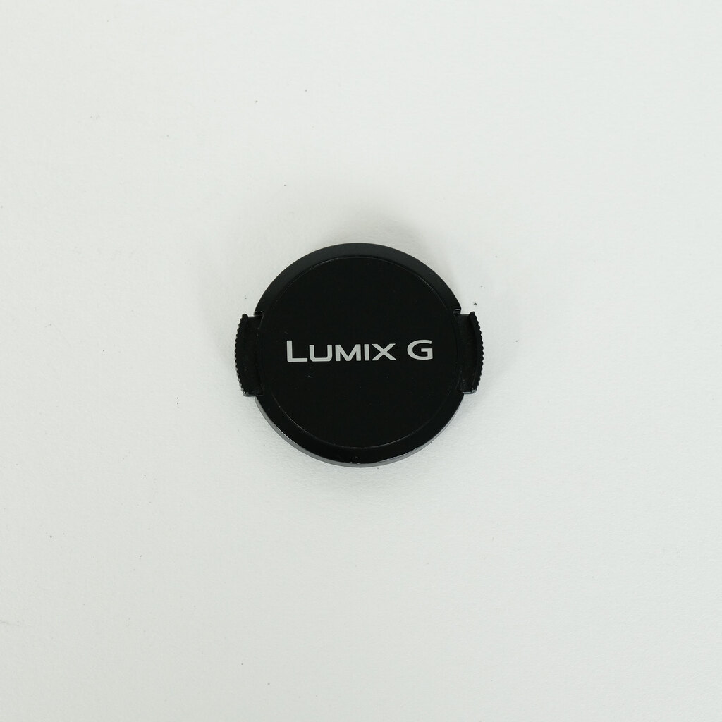 Panasonic LUMIX G VARIO 12-32mm / F3.5-5.6 ASPH. / MEGA O.I.S.