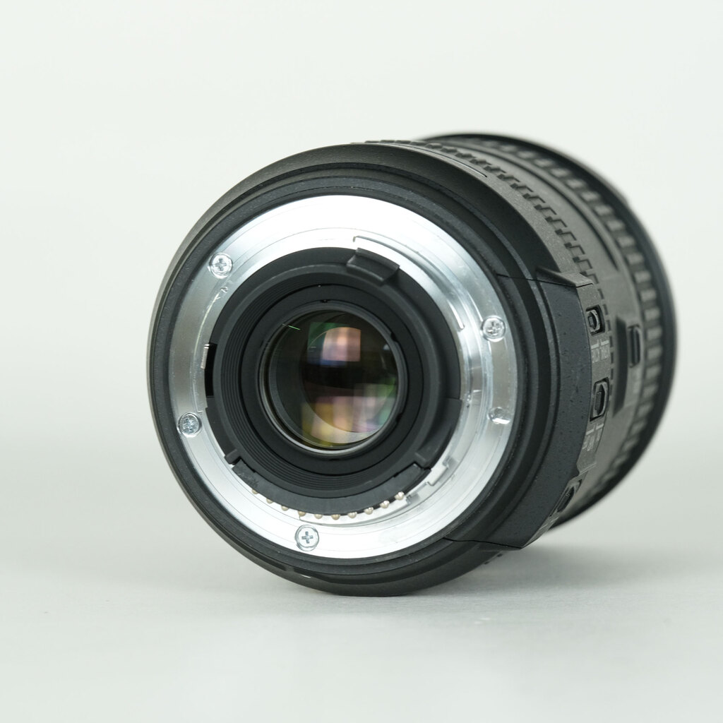 Nikon AF-S DX NIKKOR 18-200mm F3.5-5.6G ED VR IIの出品 | ONE SCENE