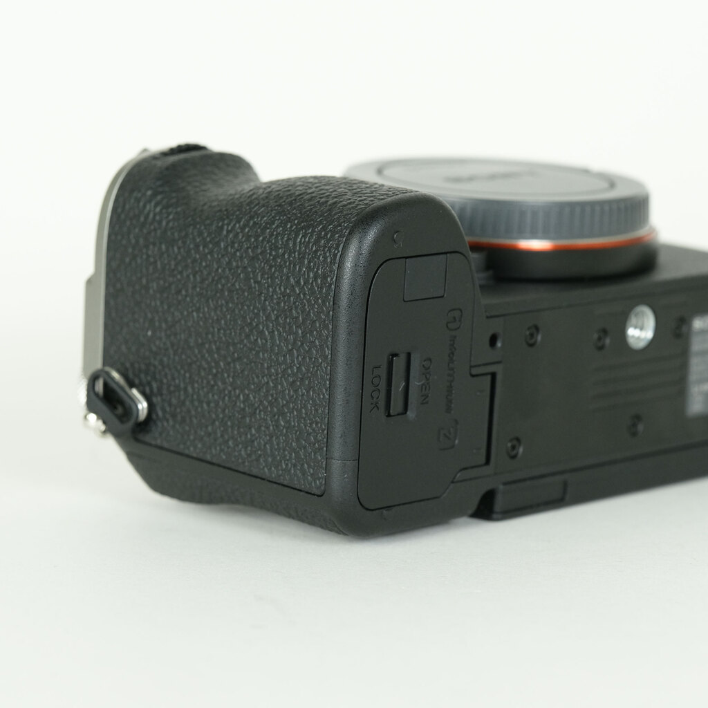 SONY α7C II(ILCE-7CM2) SONY α7C II(ILCE-7CM2)