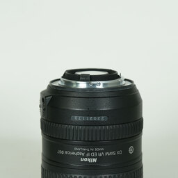 Nikon AF-S DX NIKKOR 16-85mm F3.5-5.6G ED VR Nikon AF-S DX NIKKOR 16-85mm F3.5-5.6G ED VR