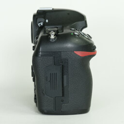 Nikon D850