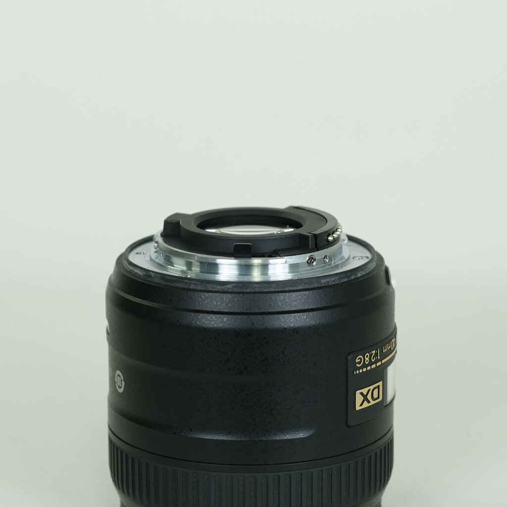 Nikon AF-S DX Micro NIKKOR 40mm f/2.8G