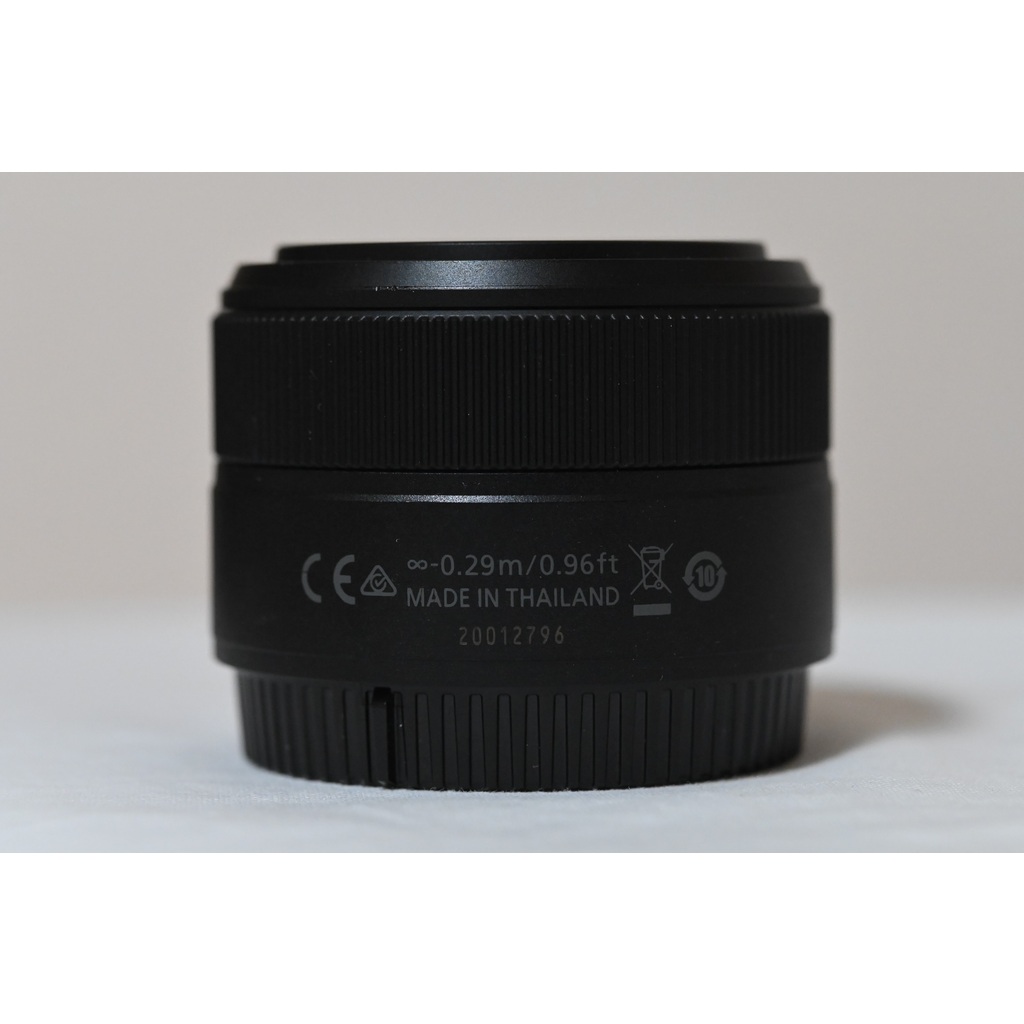 Nikon NIKKOR Z 40mm f/2 Nikon NIKKOR Z 40mm f/2