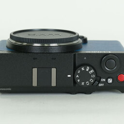 Panasonic LUMIX DC-S9