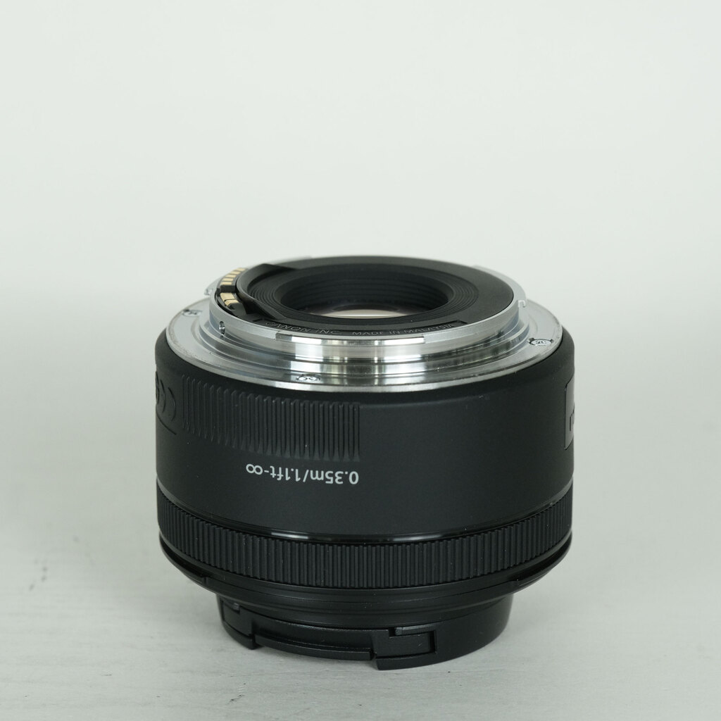 Canon EF50mm F1.8 STMの出品 | ONE SCENE（ワンシーン）