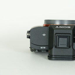 SONY α7 IV(ILCE-7M4) SONY α7 IV(ILCE-7M4)