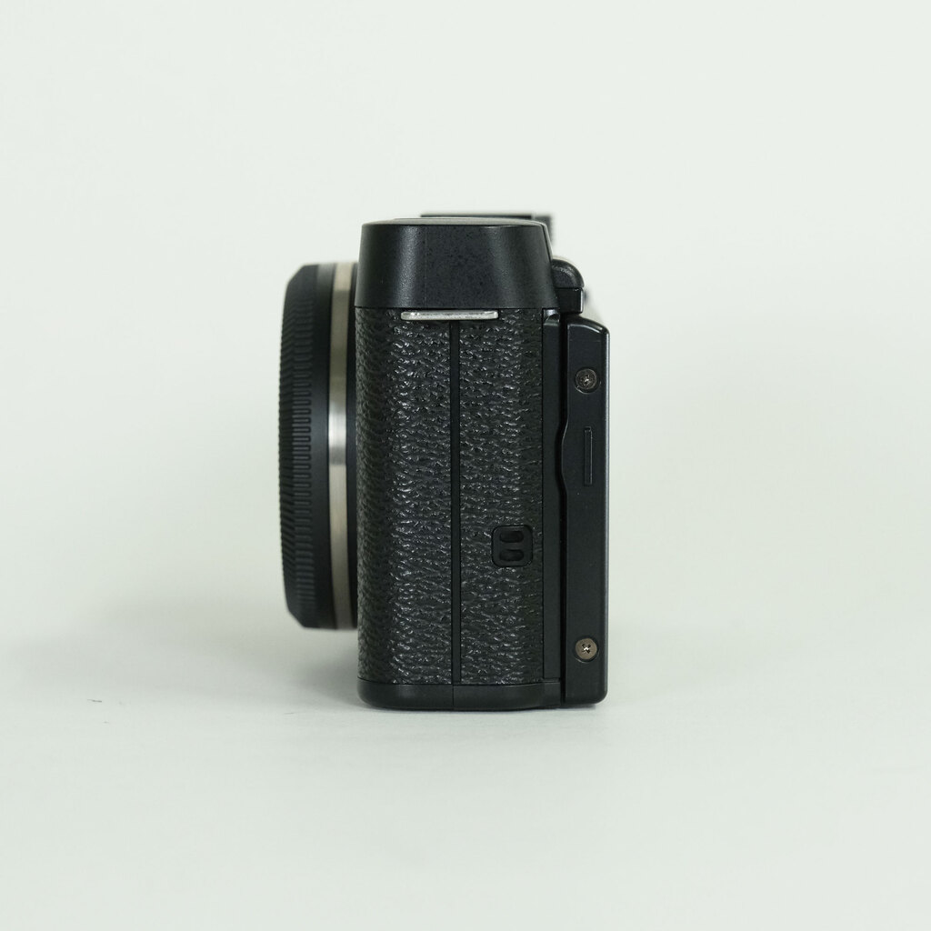 FUJIFILM X-M1 ボディ ブラック