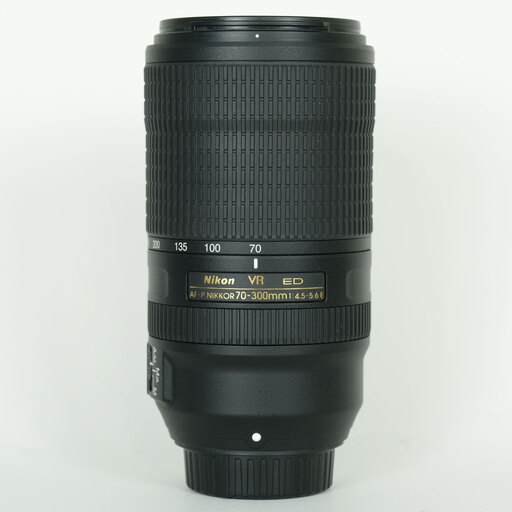 Nikon AF-P NIKKOR 70-300mm f/4.5-5.6E ED VR Nikon AF-P NIKKOR 70-300mm f/4.5-5.6E ED VR