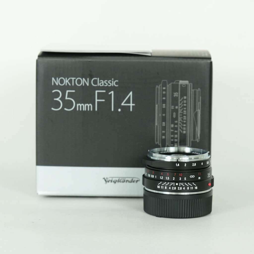 コシナ フォクトレンダー NOKTON Classic 35mm F1.4 II MC VMの出品