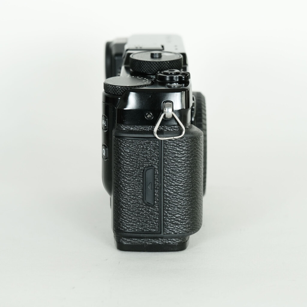 FUJIFILM X-Pro2 FUJIFILM X-Pro2