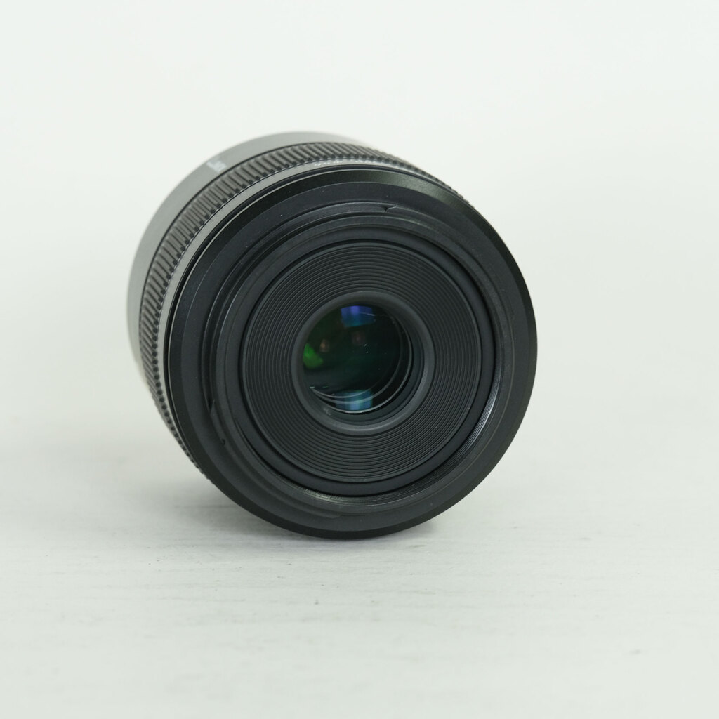 Panasonic LEICA DG MACRO-ELMARIT 45mm F2.8 ASPH. MEGA O.I.S.