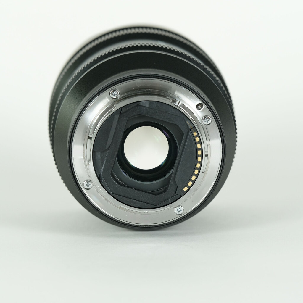 SONY FE 14mm F1.8 GM SEL14F18GMの出品 | ONE SCENE（ワンシーン）
