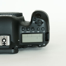 Canon EOS 6D Mark II