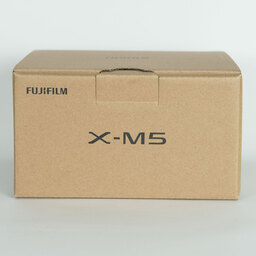 FUJIFILM X-M5 FUJIFILM X-M5