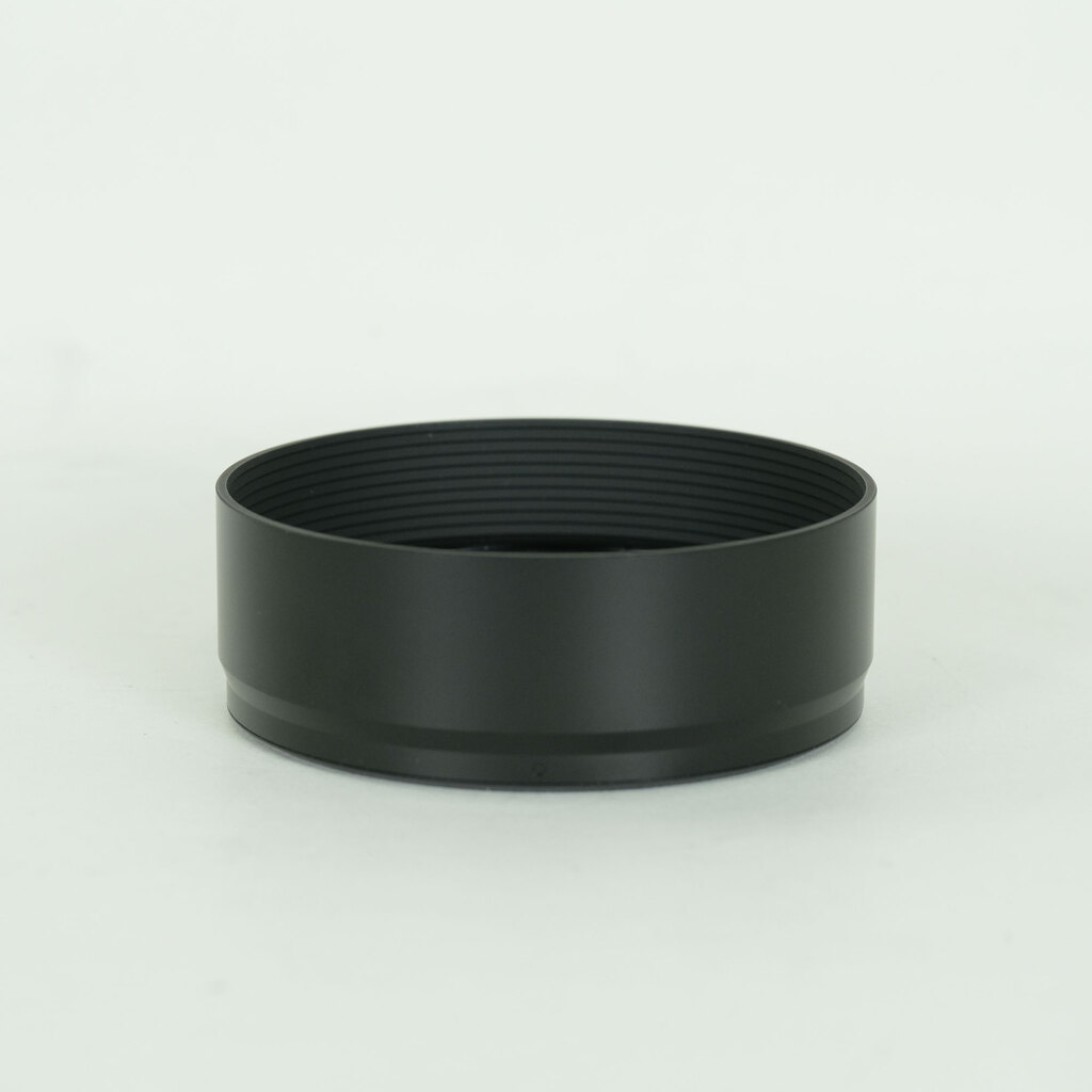 Panasonic LEICA DG SUMMILUX 12mm / F1.4 ASPH.